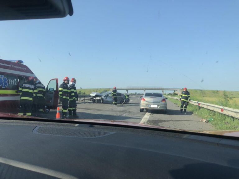 Accident pe A3, în apropierea Snagovului. Impact violent între două vehicule