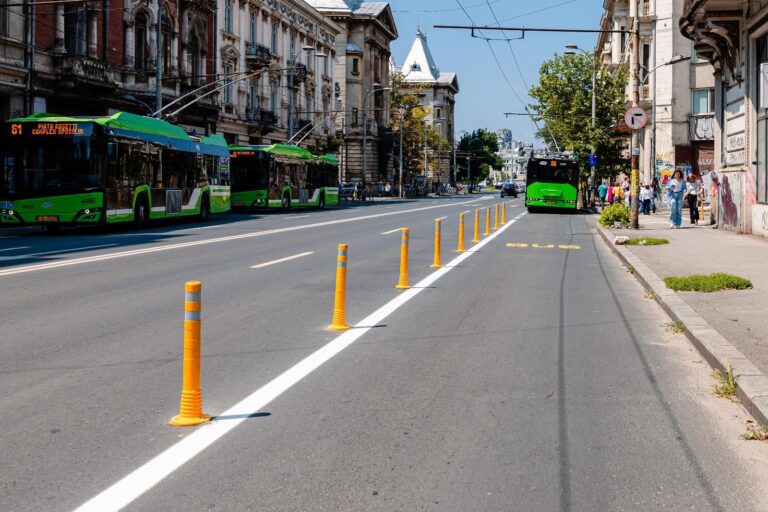 Benzi unice pentru autobuz pe încă trei artere din Capitală