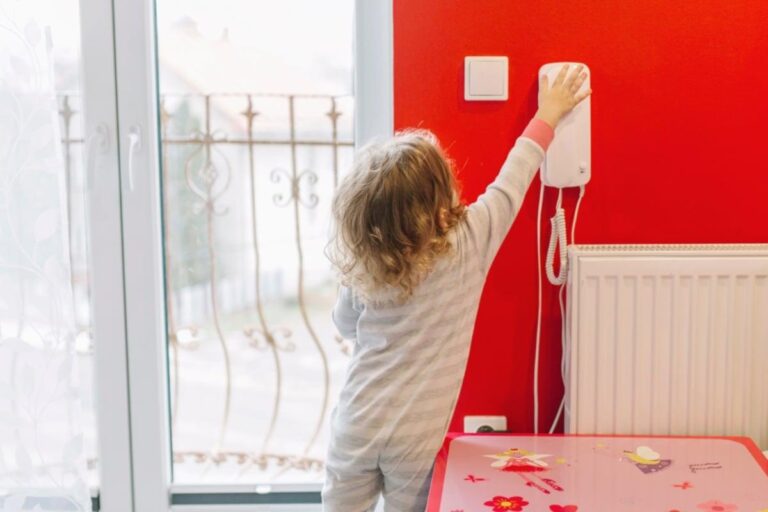 Cum să amenajezi dormitorul copilului tău, fără să cheltui o avere