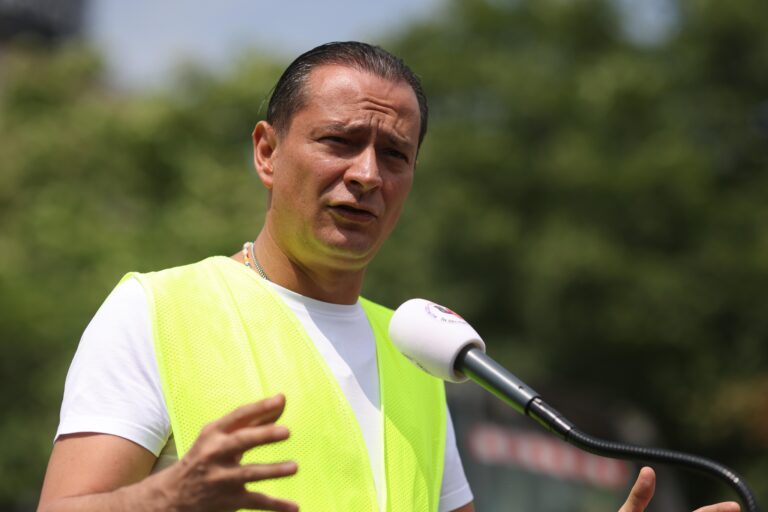 Daniel Băluță anunță găsirea fondurilor pentru reconsolidarea Pasajului Unirii