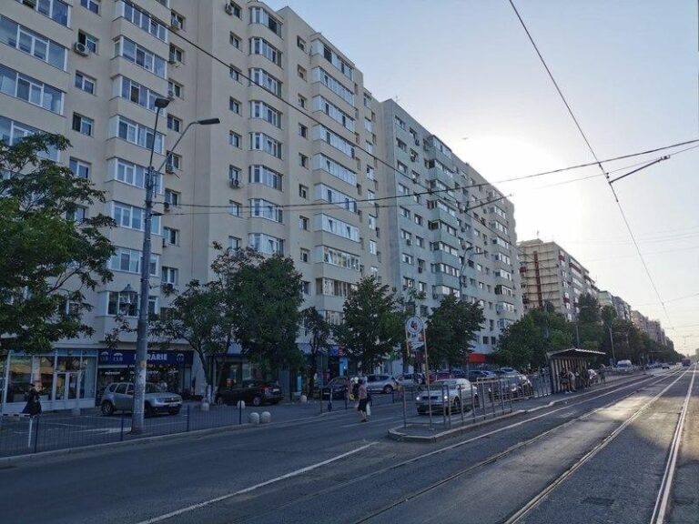 Fosta jurnalistă reținută după incidentul tragic de la etajul 5 cu fiica sa