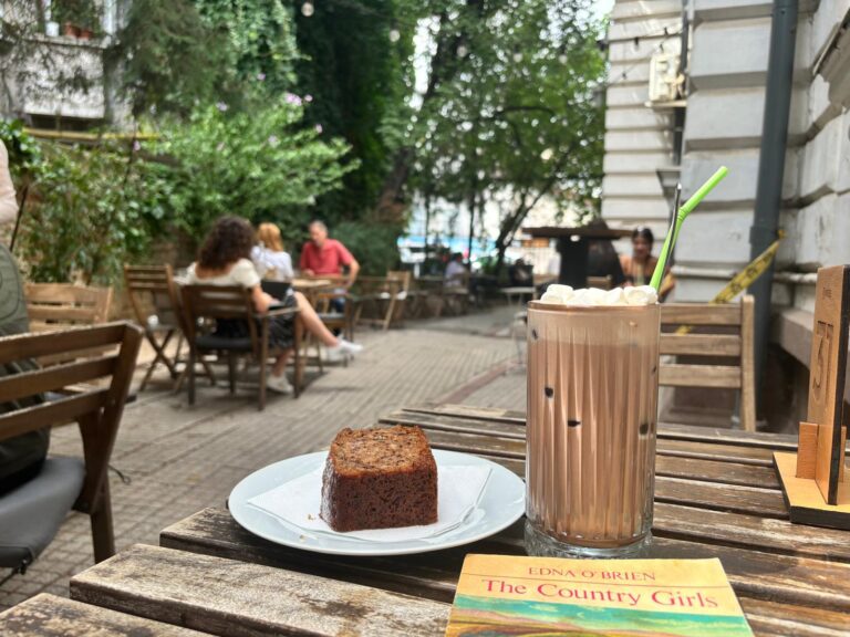 Impactul noilor taxe asupra ieșirilor la terase și restaurante în București