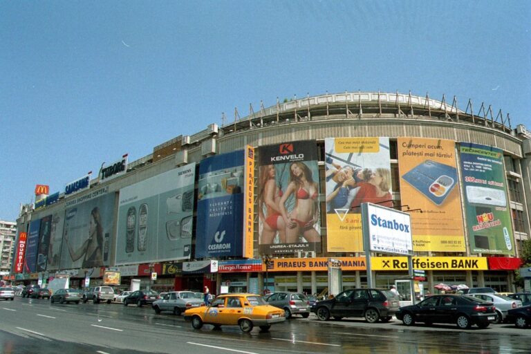 Închiderea magazinului H&M din centrul comercial Unirea: O eră se încheie