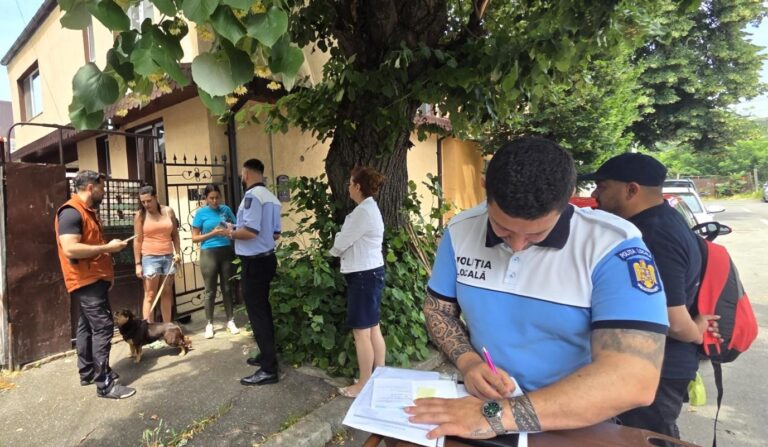 Sector 1 | Campanie de verificare a legalității deținerii câinilor și microcipare