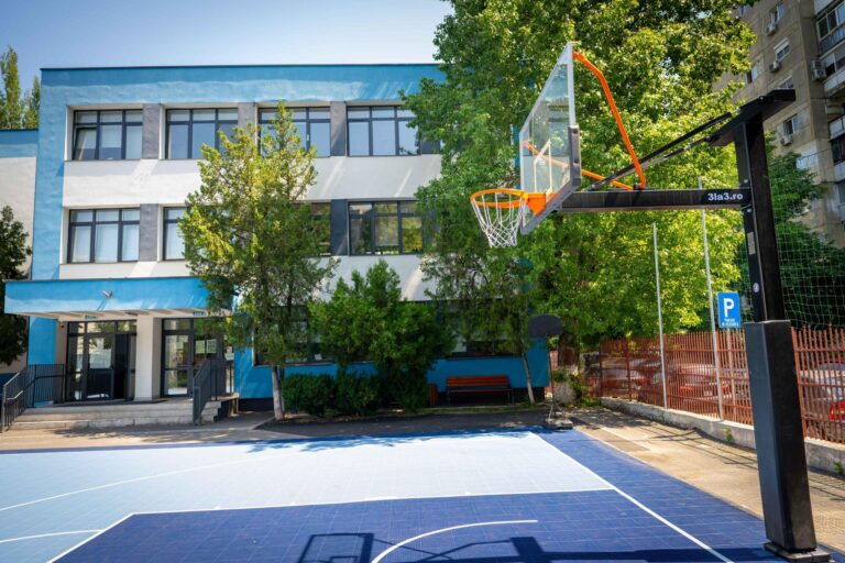 Sector 6 | Opt curți de școală închise pentru Bacalaureat până pe 16 iunie