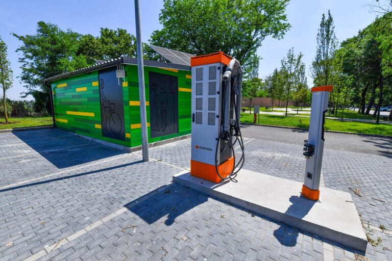 Sector 6 | Primăria anunță 40 de stații de reîncărcare pentru vehicule electrice până la sfârșitul anului