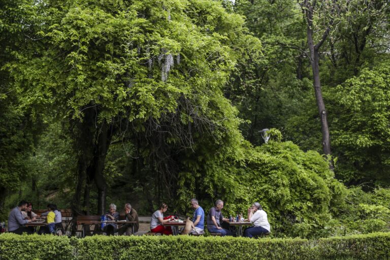 Spectacole de operă și teatru în Parcul Național în acest weekend