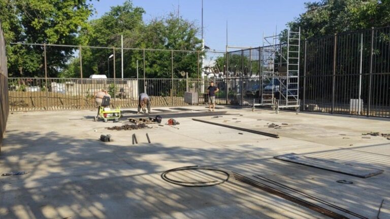 Un nou parc cu terenuri sportive și locuri de joacă se construiește în cartierul Militari din Sectorul 6