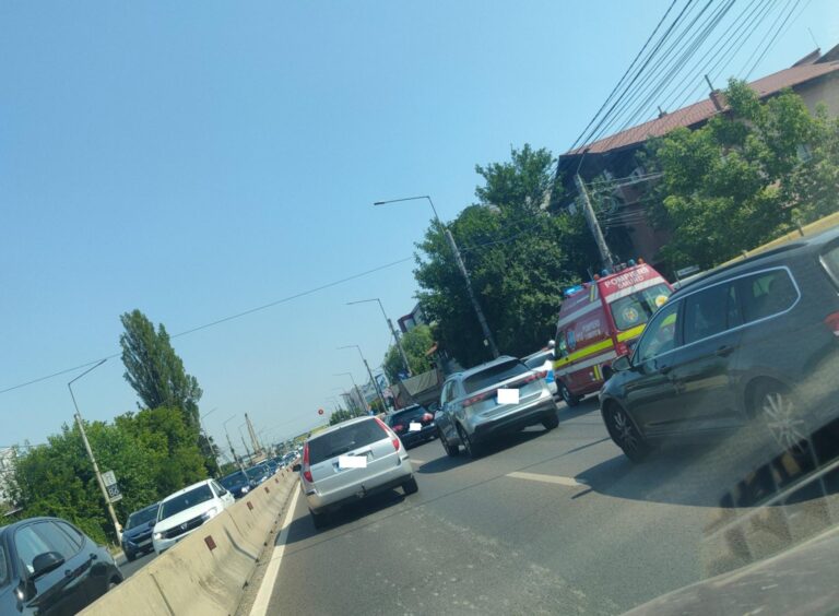 Accident rutier pe DN1 în Otopeni, trafic extrem de aglomerat
