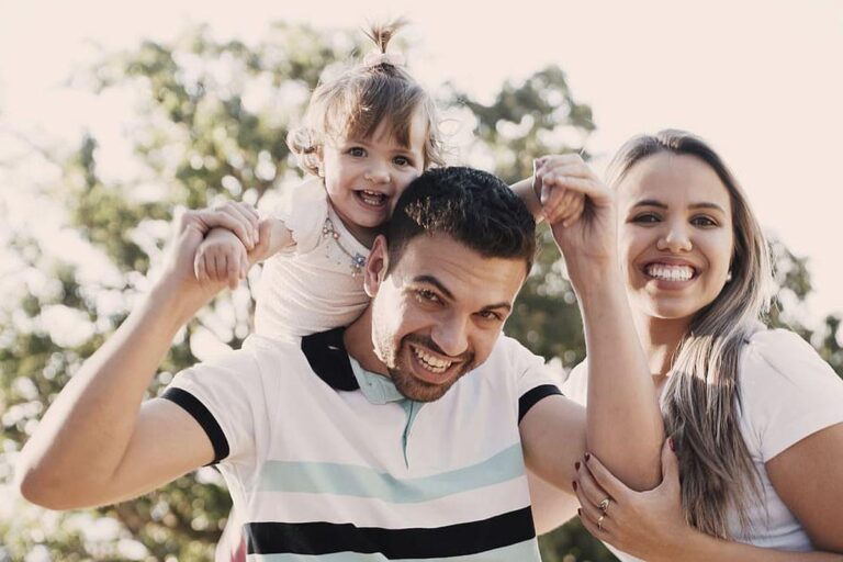 Albirea dinților, mai eficientă în cabinet sub supravegherea medicului!