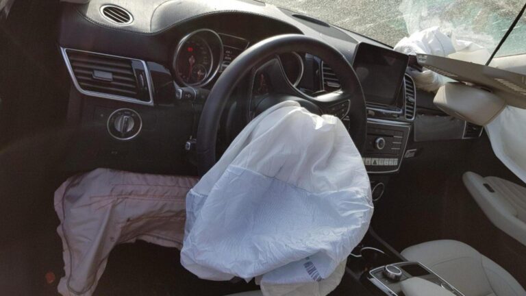 Atenție, șoferi! RAR rechemează în service mașini Audi, BMW, Cadillac și Ferrari din cauza unor probleme tehnice grave