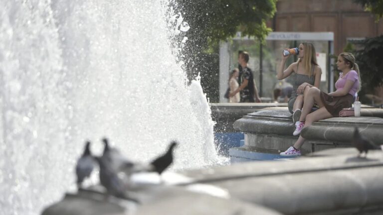 Atenționare METEO: Cod galben de vijelii în 8 județe, Bucureștiul rămâne ferit