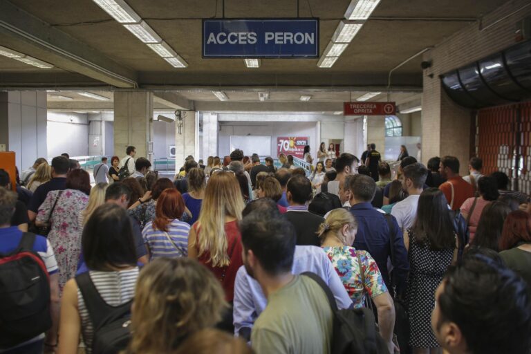 Calitatea aerului pe peronul de la metrou: o problemă alarmantă