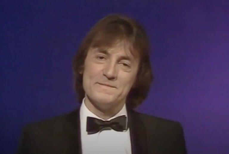 Chipul cântărețului Mihai Constantinescu ar putea fi amplasat în Parcul Herăstrău