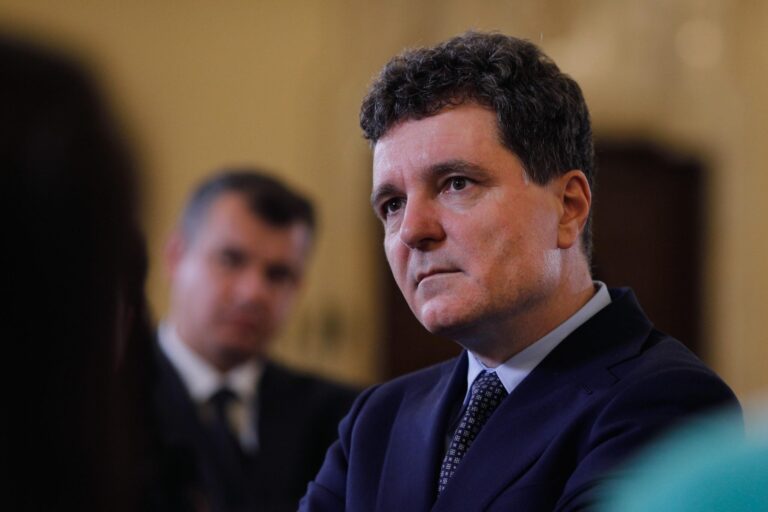 Conferință de presă susținută de Nicușor Dan, prima apariție după scandalul cu Anastasiu și reforma pensiilor