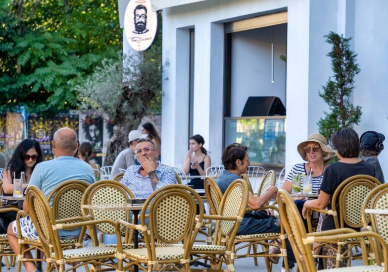 Creșterea prețurilor în restaurantele din București din cauza majorării TVA