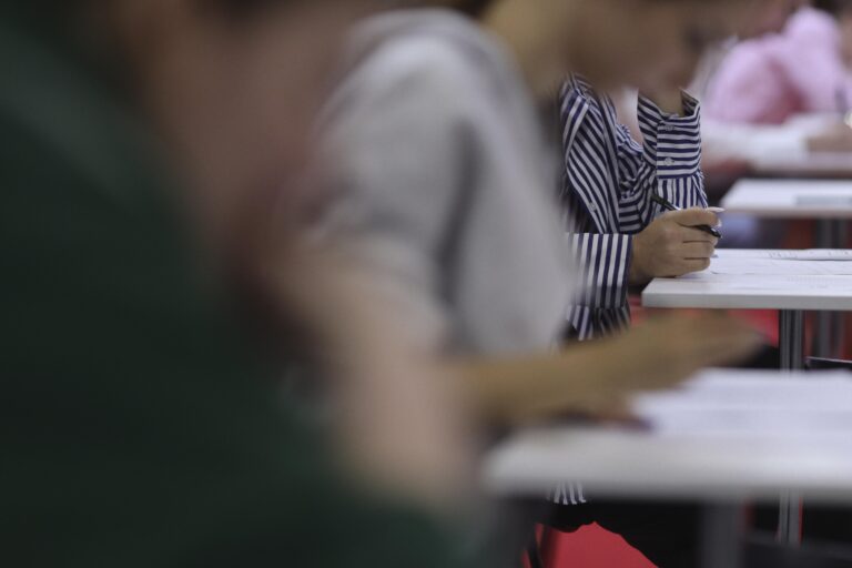 Creșterea ratei de promovare la examenul de titularizare în București