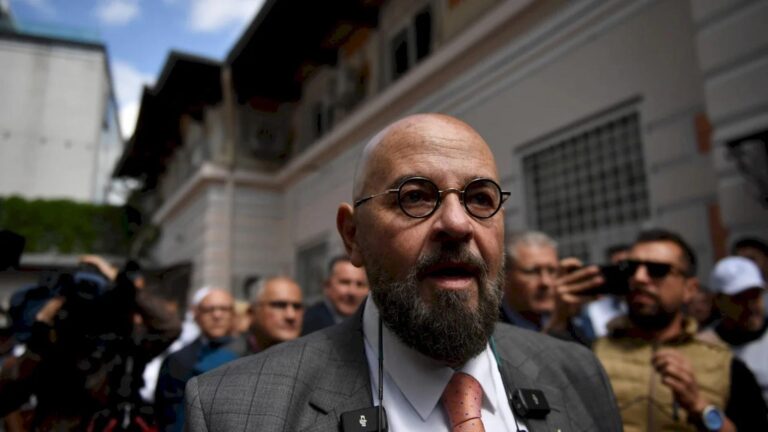 Cristian Popescu Piedone, ridicat din hotelul din Mamaia și adus la percheziții în Bragadiru