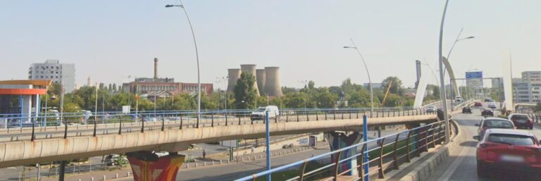 Demolarea a trei turnuri de răcire la CET Grozăvești