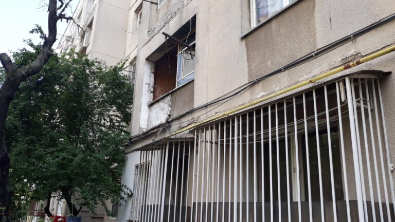 Garsoniera din Berceni: o adevărată provocare pentru viitorii proprietari