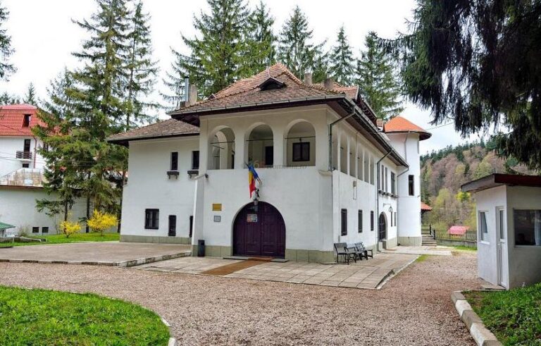 Incident grav la Casa Memorială George Enescu din Sinaia