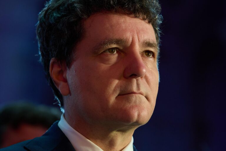 Nicușor Dan dezvăluie identitatea donatorilor din campania prezidențială