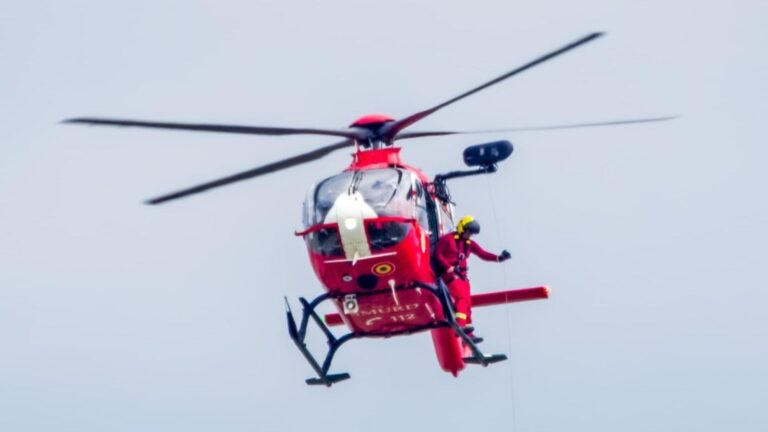 Accident grav în Bulgaria: doi români transferați de urgență la București