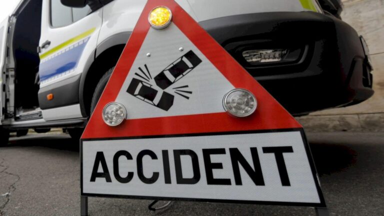 Accident pe Șoseaua Berceni din București: O femeie grav rănită