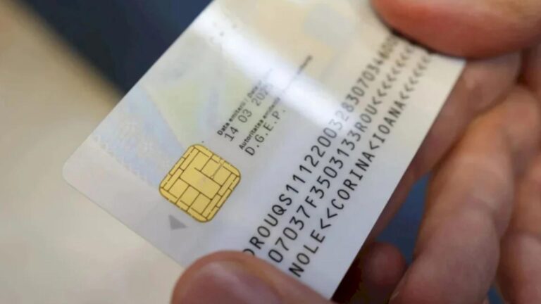 Cartea Electronică de Identitate poate fi obținută de la orice centru de Evidență a Persoanelor din București, cu cereri depuse online