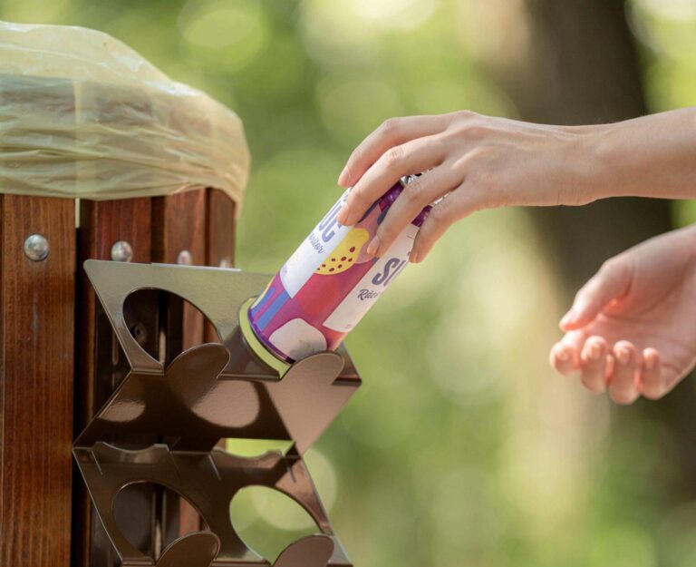 Colectarea ambalajelor SGR în București prin coșurile stradale