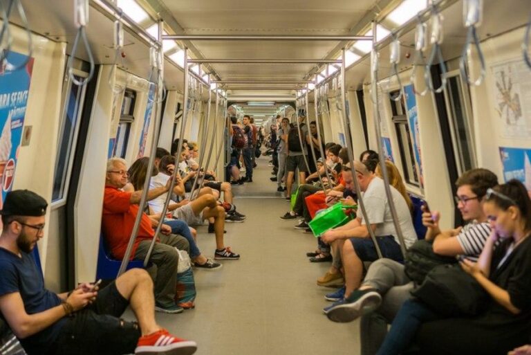 Control de amploare la Metrorex pentru verificarea siguranței trenurilor de metrou și a instruirii personalului