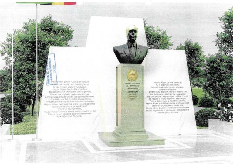 Controverse în Sectorul 2 privind reabilitarea bustului lui Heydar Aliyev