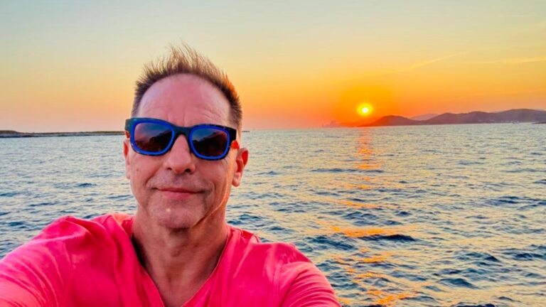 Dan Negru propune o zi fără panică meteorologică: „O zi pe vară fără coduri!”