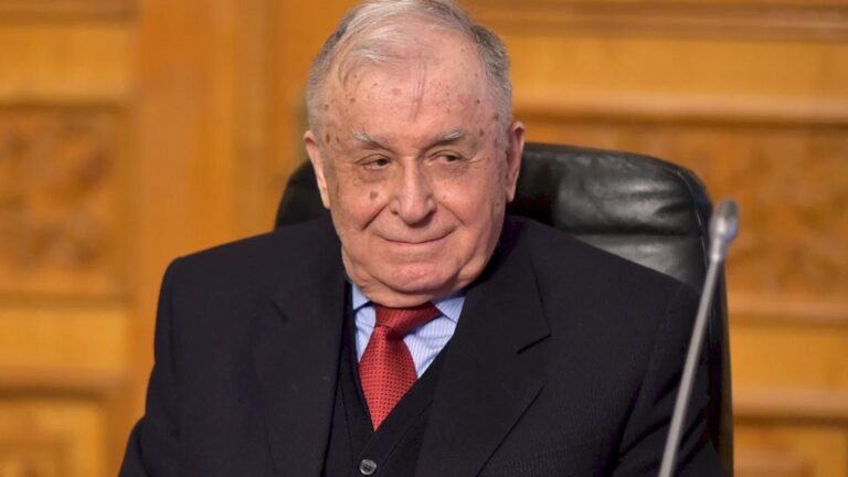 Detaliile înmormântării lui Ion Iliescu se discută acum la București