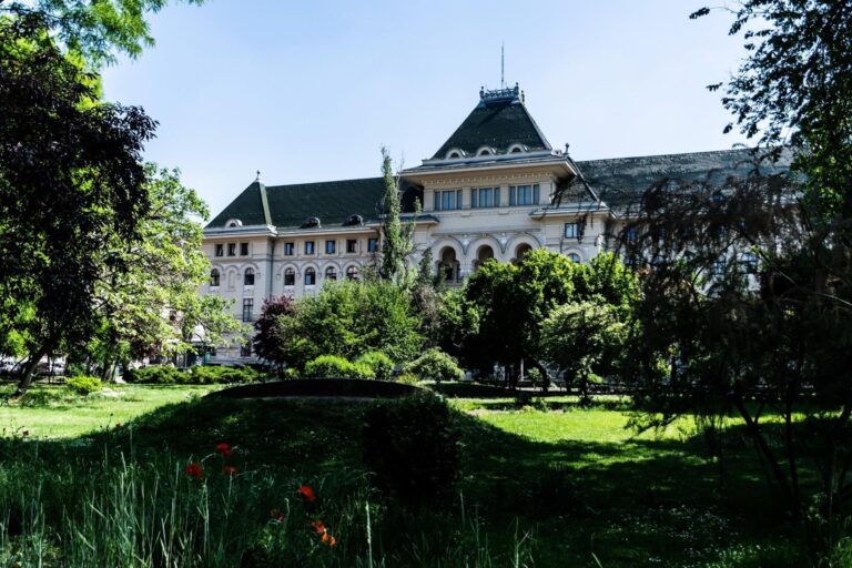 PMB caută 150 de milioane de lei pentru proiecte importante în București