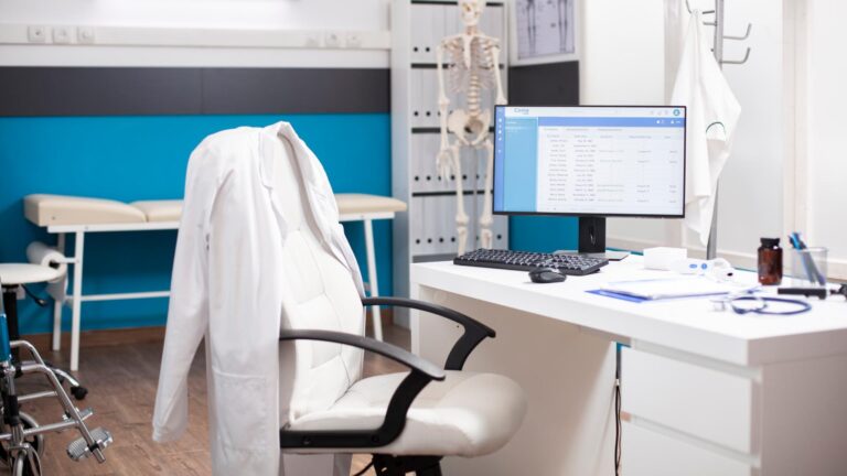 PMB scoate la licitație patru spații medicale. Cât costă cel mai ieftin