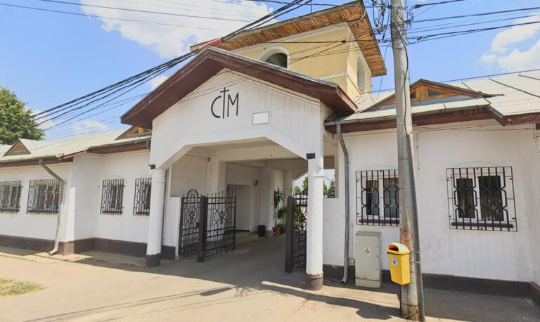 Paza militară pentru mormântul lui Ion Iliescu