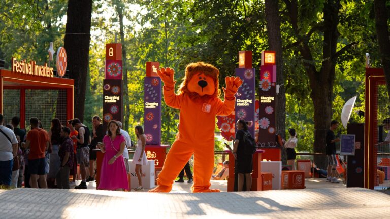 Portrete din Summer Well cu ING