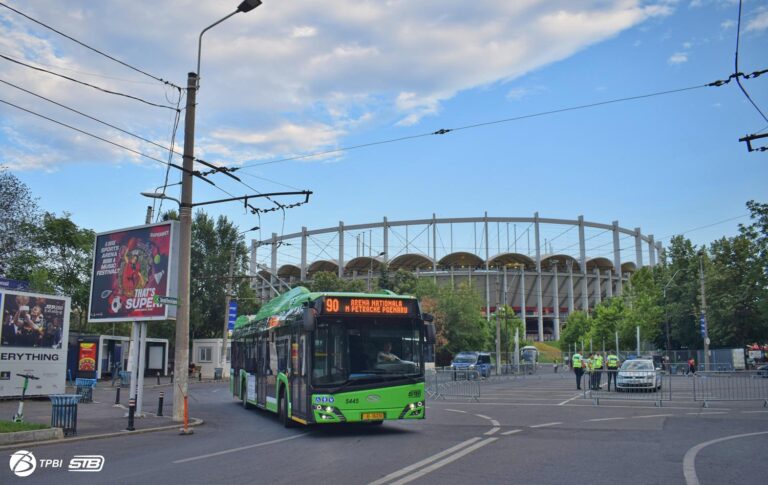 Programe de transport prelungite pentru meciul Dinamo-UTA Arad