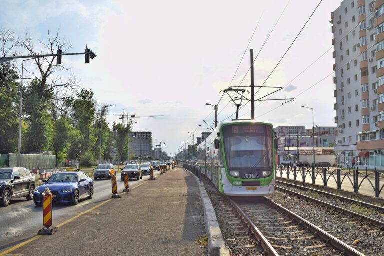 STB intenționează să crească tarifele pentru transportul public în București