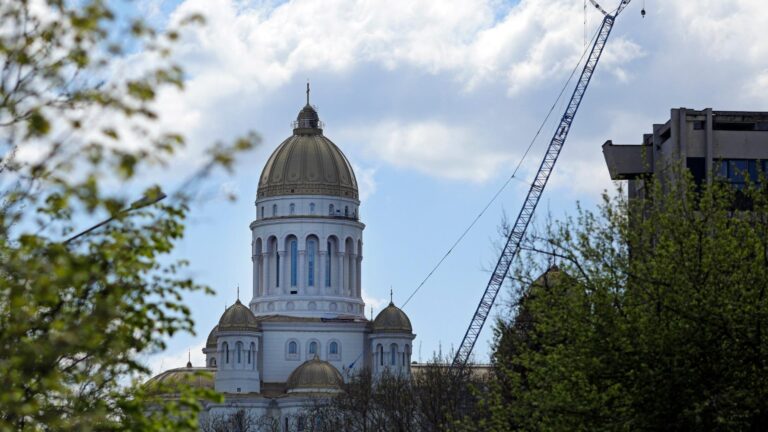 Sprijin financiar de două milioane de lei pentru Catedrala Mântuirii Neamului