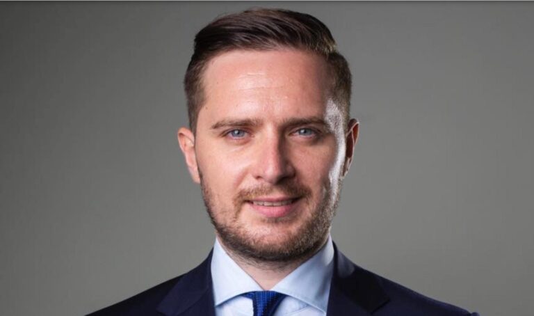 Stelian Bujduveanu își manifestă intenția de a candida la Primăria Capitalei, în contextul incertitudinilor politice