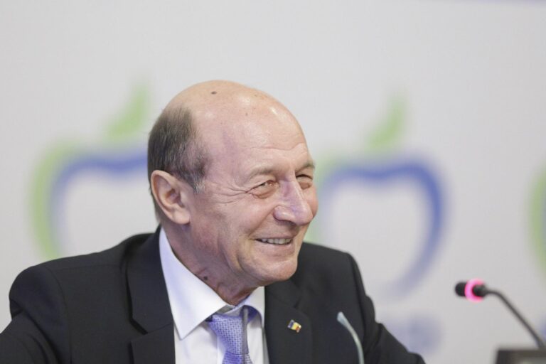 Traian Băsescu solicită o locuință de protocol pe strada Emile Zola
