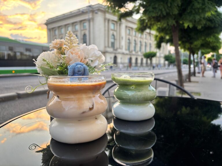 Ursulețul de pe Calea Victoriei, vedeta verii în București