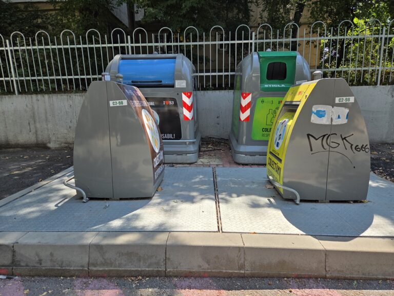 Taxa de gunoi în București: de la 0 lei la peste 14 lei pe lună