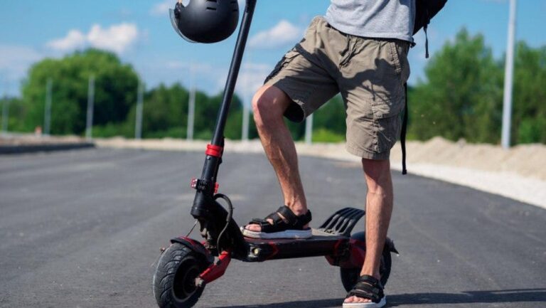 Accidentele cauzate de trotinetele electrice în București: 140 de cazuri în 6 luni și 2 decese