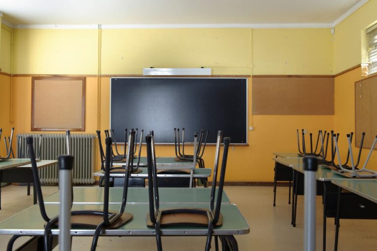 Blocaj în Educație după măsurile Guvernului. Sindicalist: „Profesorii renunță la orele suplimentare”