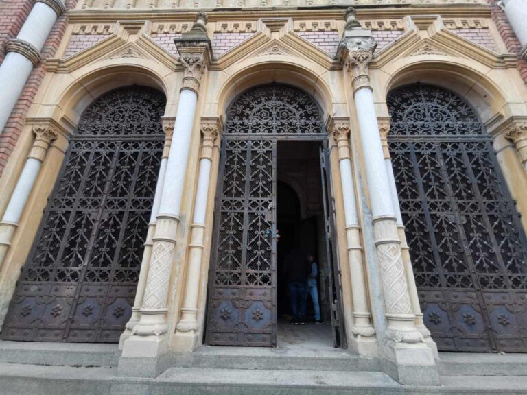 Bucureștean condamnat la un an de închisoare cu suspendare pentru utilizarea simbolurilor fasciste