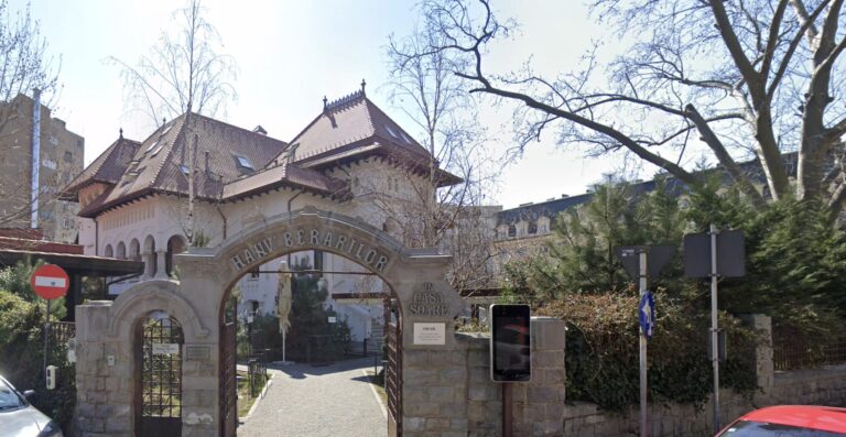 Casa Oprea Soare, superba clădire neoromânească din centrul Bucureștiului care a devenit restaurant tradițional