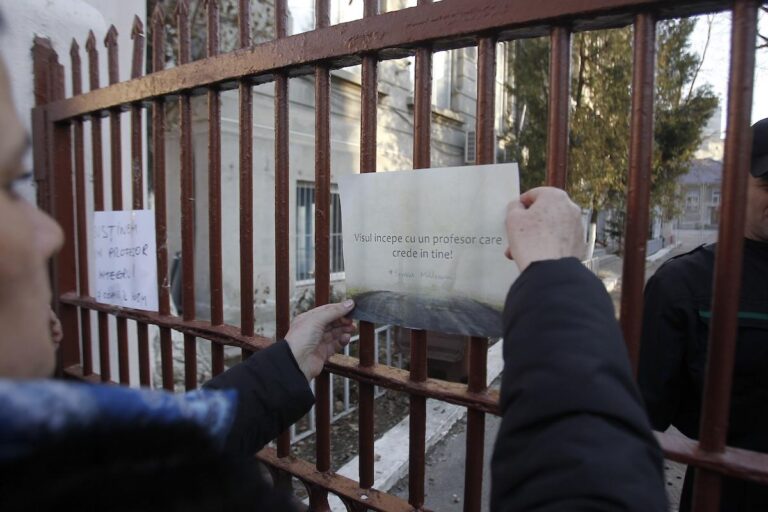 Nu mai sunt profesori in București